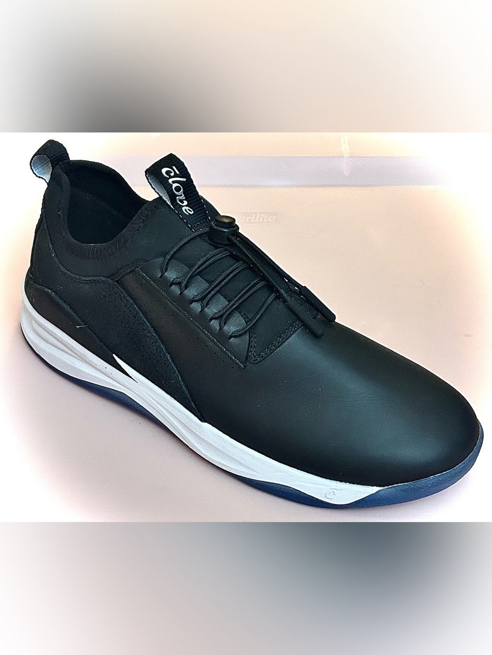 CLOVE Classic Night Shift Slip-On Fluid-Resistant Sneakers Black/White 10 NWOB